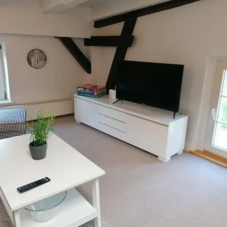 Apartament Charmantes Im Dachgeschoss